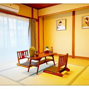 Shinjuku & Shibuya Happy Louis House 東京都
